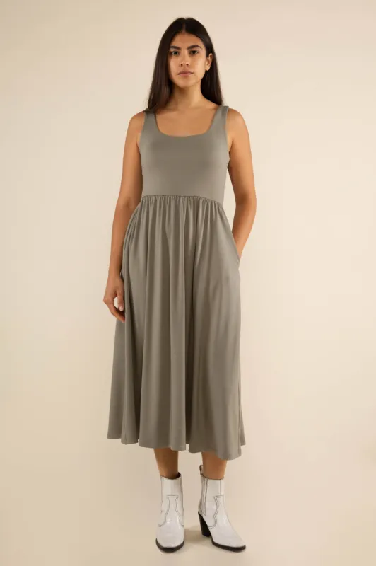 Everyday Midi Dress (S-3X) sold by Valencia Boutique