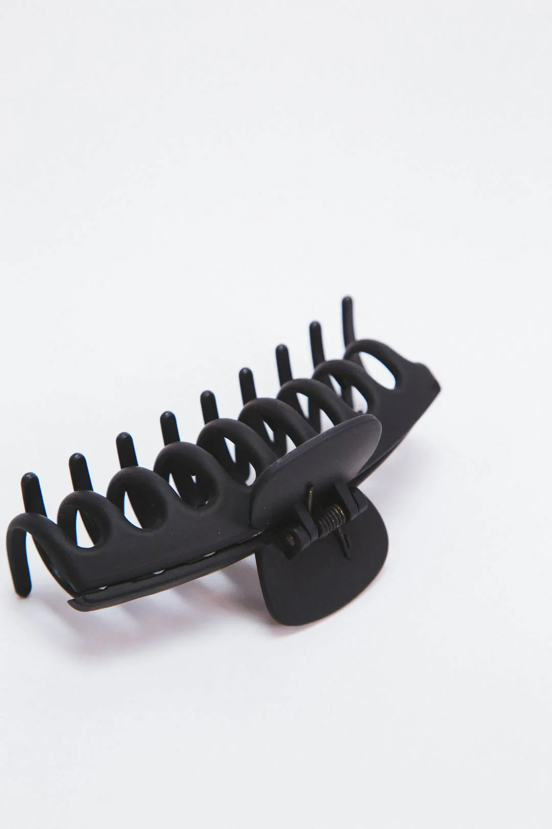 Oversized Claw Clip, Black sold by North & Main Clothing Company product image thumbnail 2