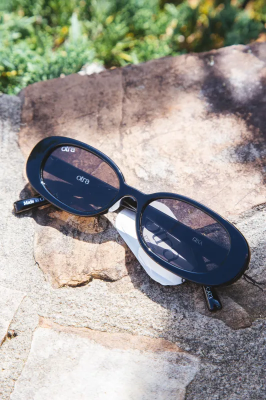 Gina, Black/Smoke | Otra sold by North & Main Clothing Company