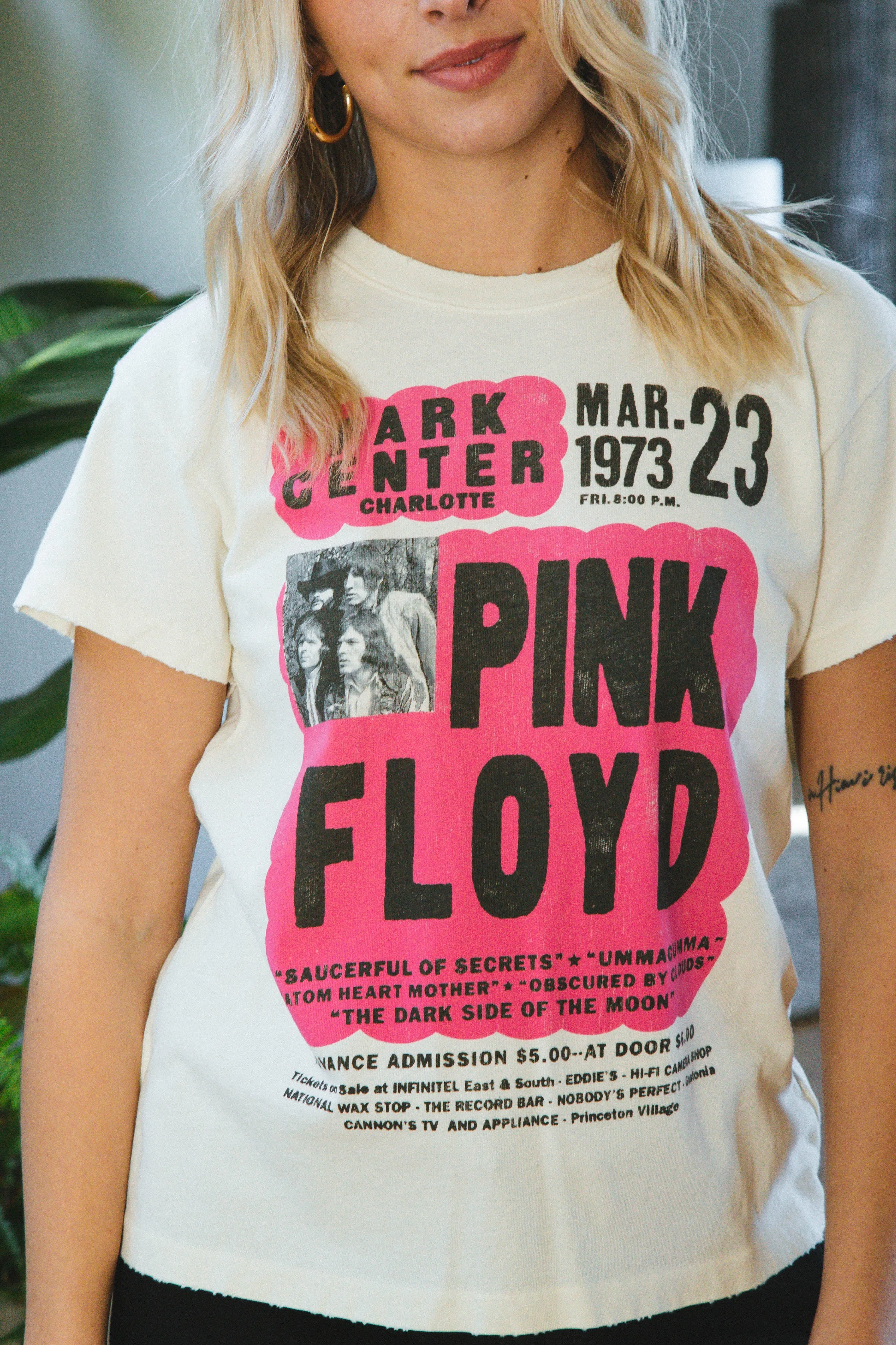 Pink Floyd 1973 Flyer Tour Tee, Stone Vintage | Daydreamer sold by North & Main Clothing Company product image thumbnail 3