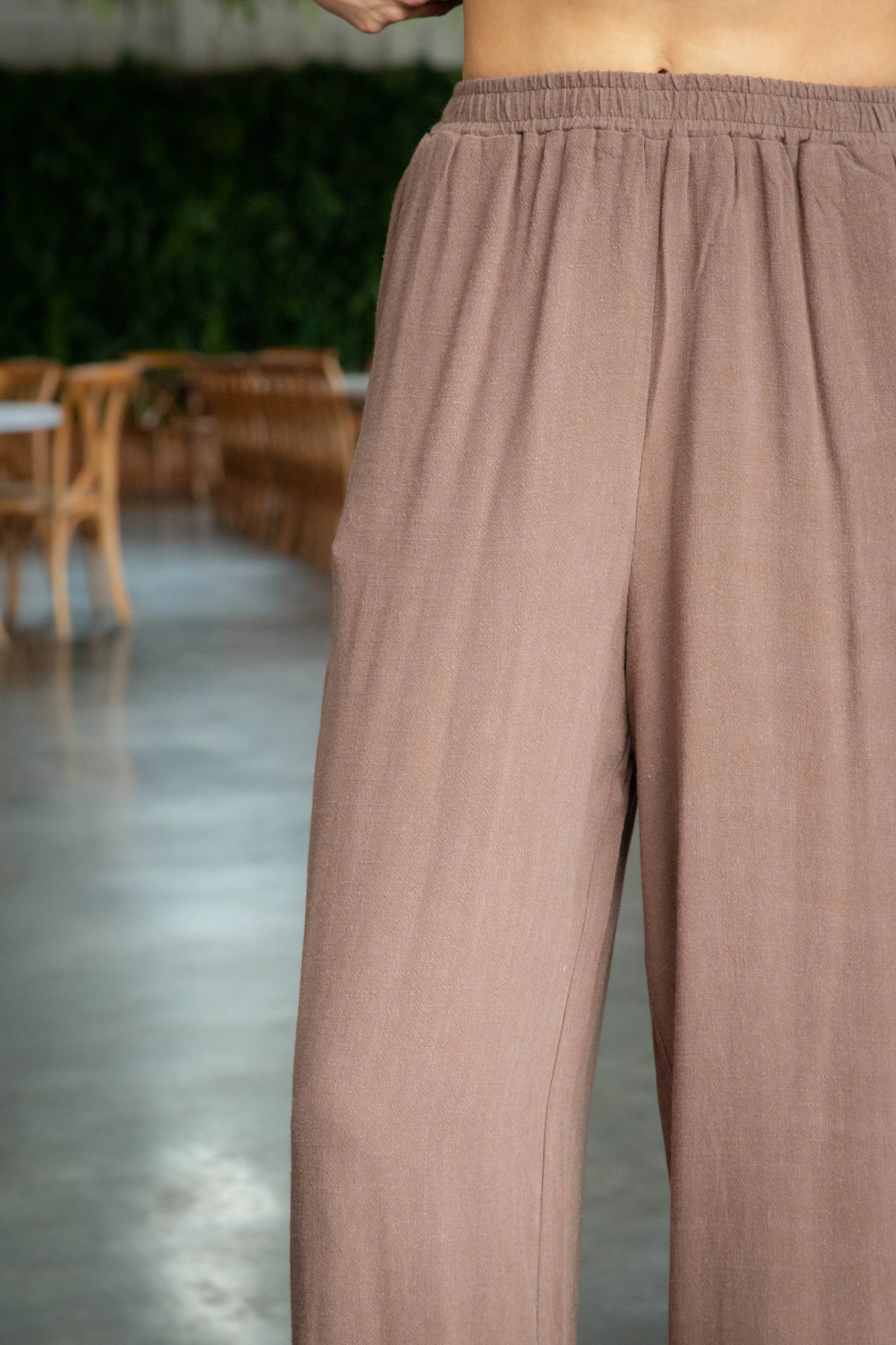 Sugarloaf Wide Leg Linen Pants, Chocolate | Sadie & Sage sold by North & Main Clothing Company product image thumbnail 5