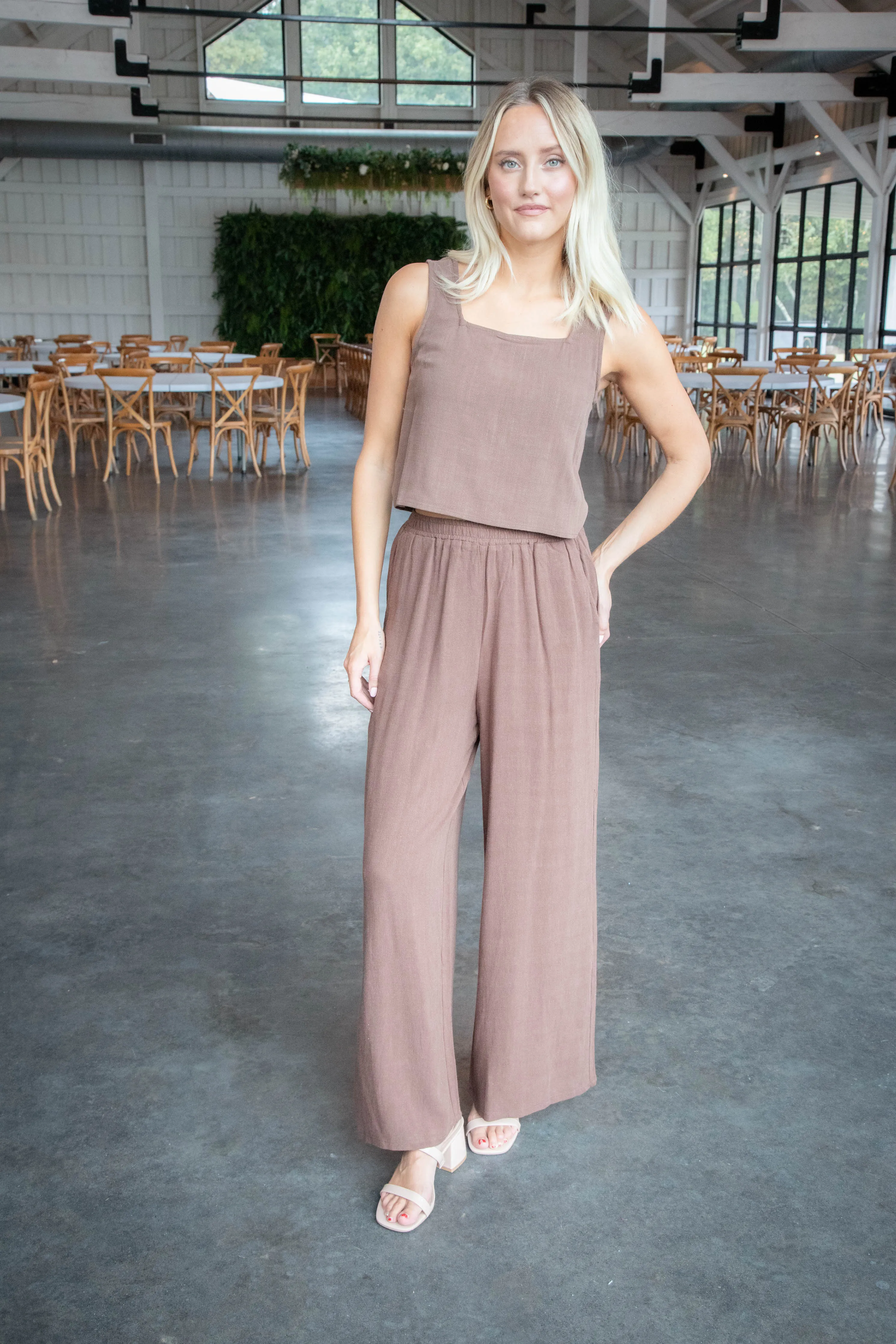 Sugarloaf Wide Leg Linen Pants, Chocolate | Sadie & Sage sold by North & Main Clothing Company product image thumbnail 4