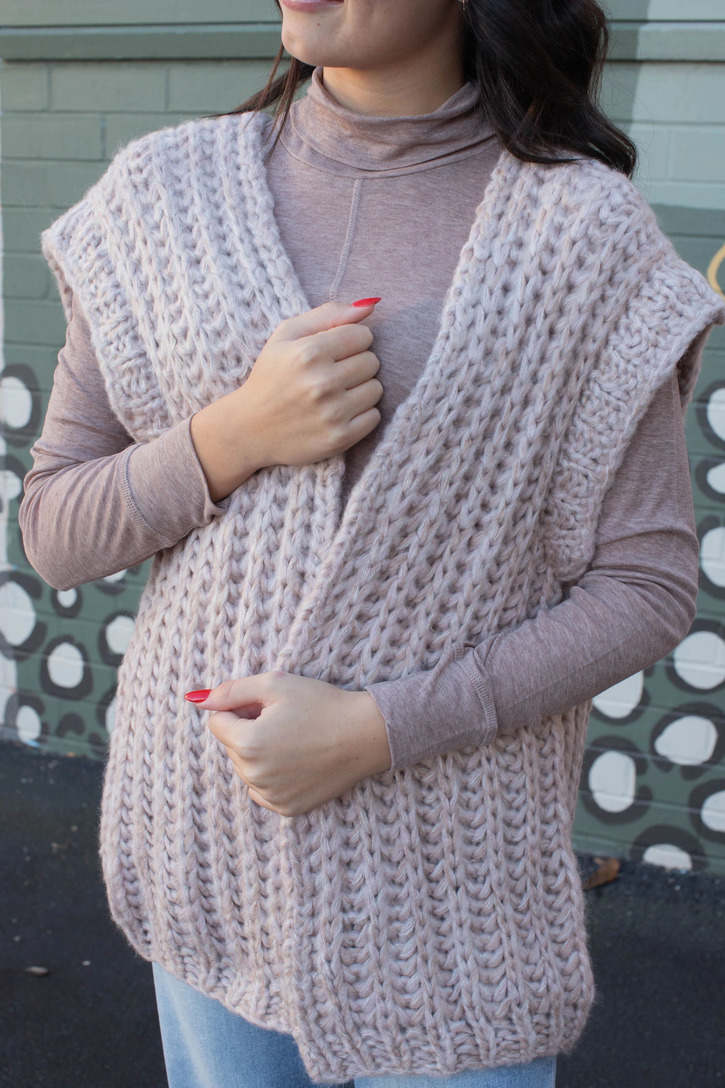 Sedona Exposed Seam Top, Heather Feather | Sanctuary sold by North & Main Clothing Company product image thumbnail 3