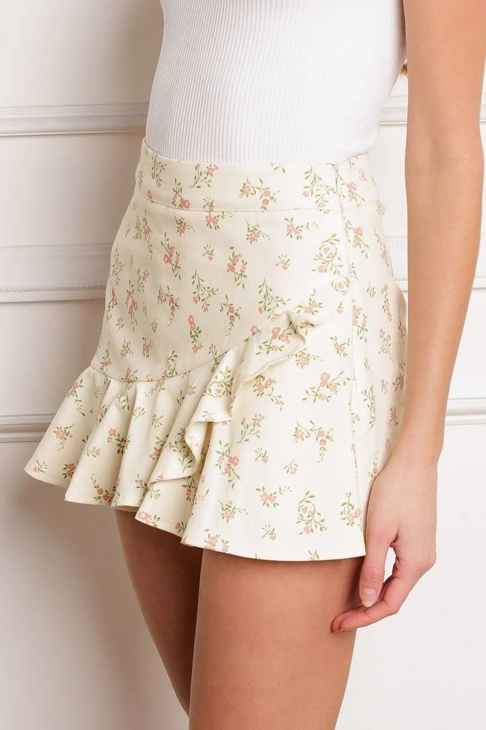 Kya Floral Woven Skort, Ivory sold by North & Main Clothing Company product image thumbnail 5
