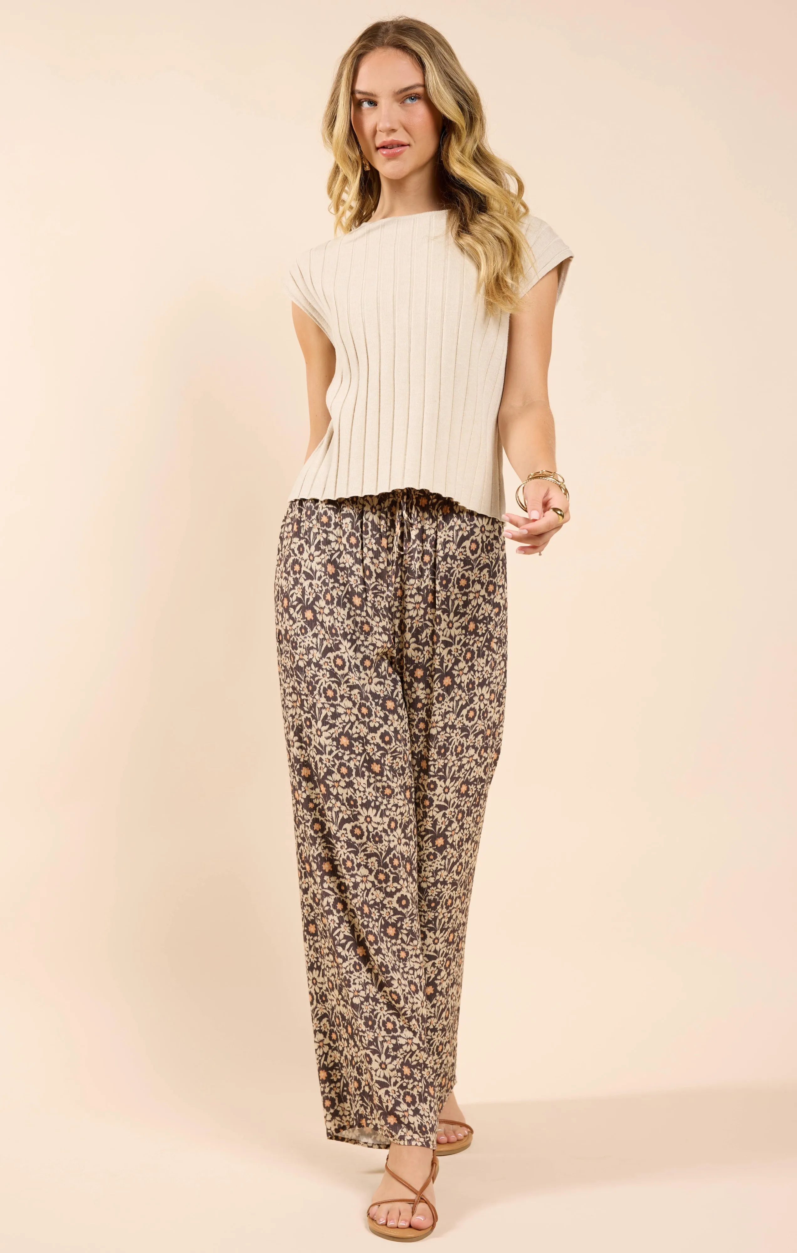 Rider Sleeveless Sweater, Cream | Sadie & Sage sold by North & Main Clothing Company product image thumbnail 5