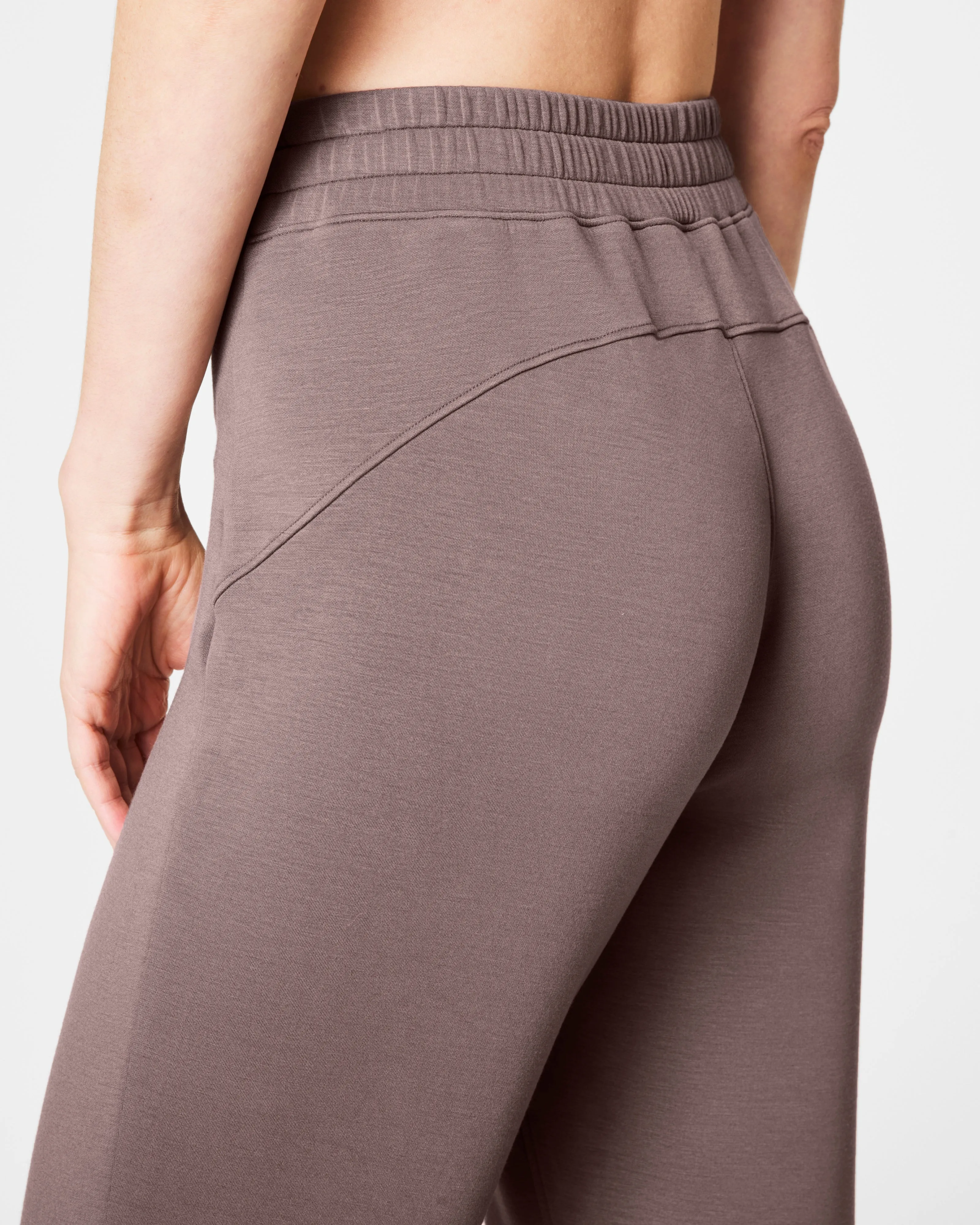 Airessentials Tapered Pant, Smoke | SPANX sold by North & Main Clothing Company product image thumbnail 5