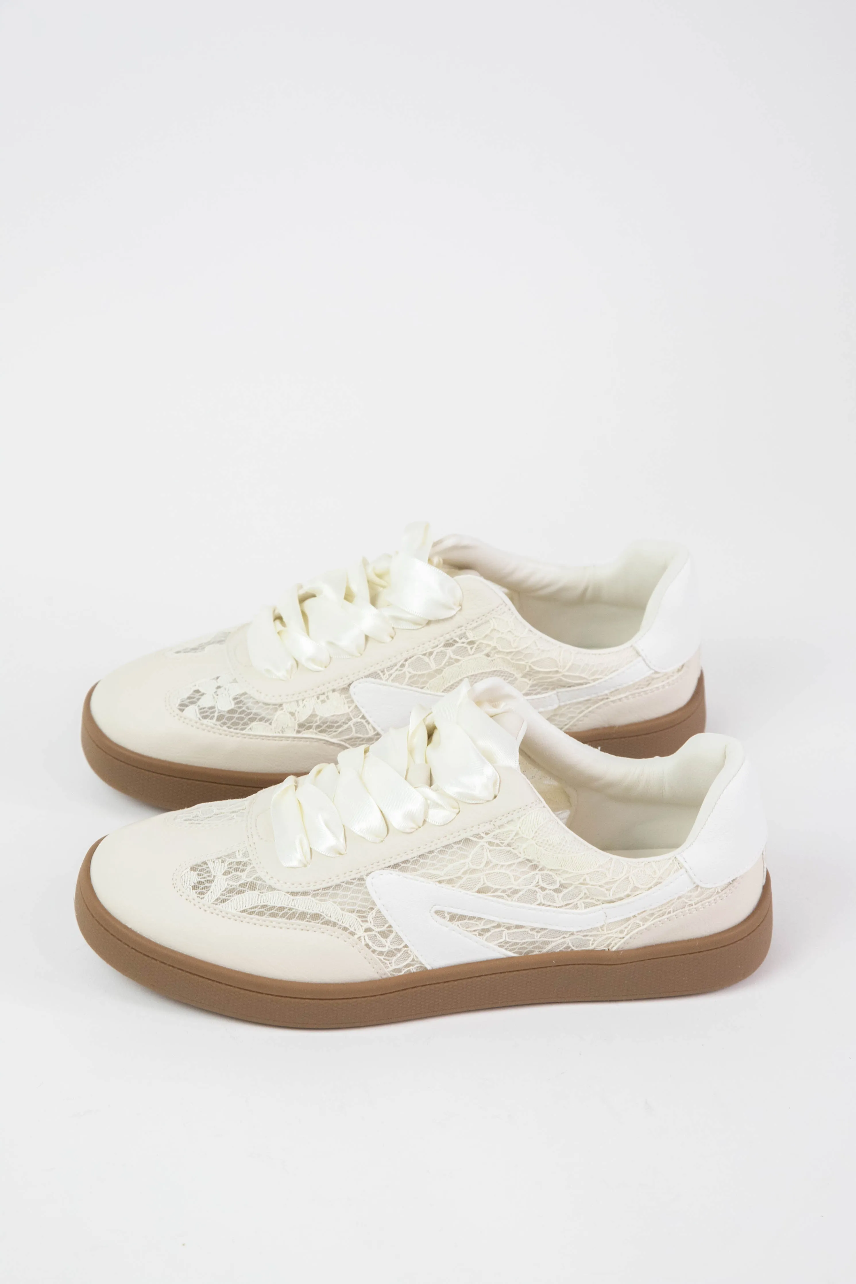 Voyage Classic Low Top Sneaker, Ivory Lace | DV by Dolce Vita sold by North & Main Clothing Company