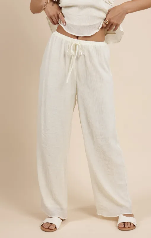Spritz Elastic Waist Fully Lined Pant, Ivory | Sadie & Sage sold by North & Main Clothing Company