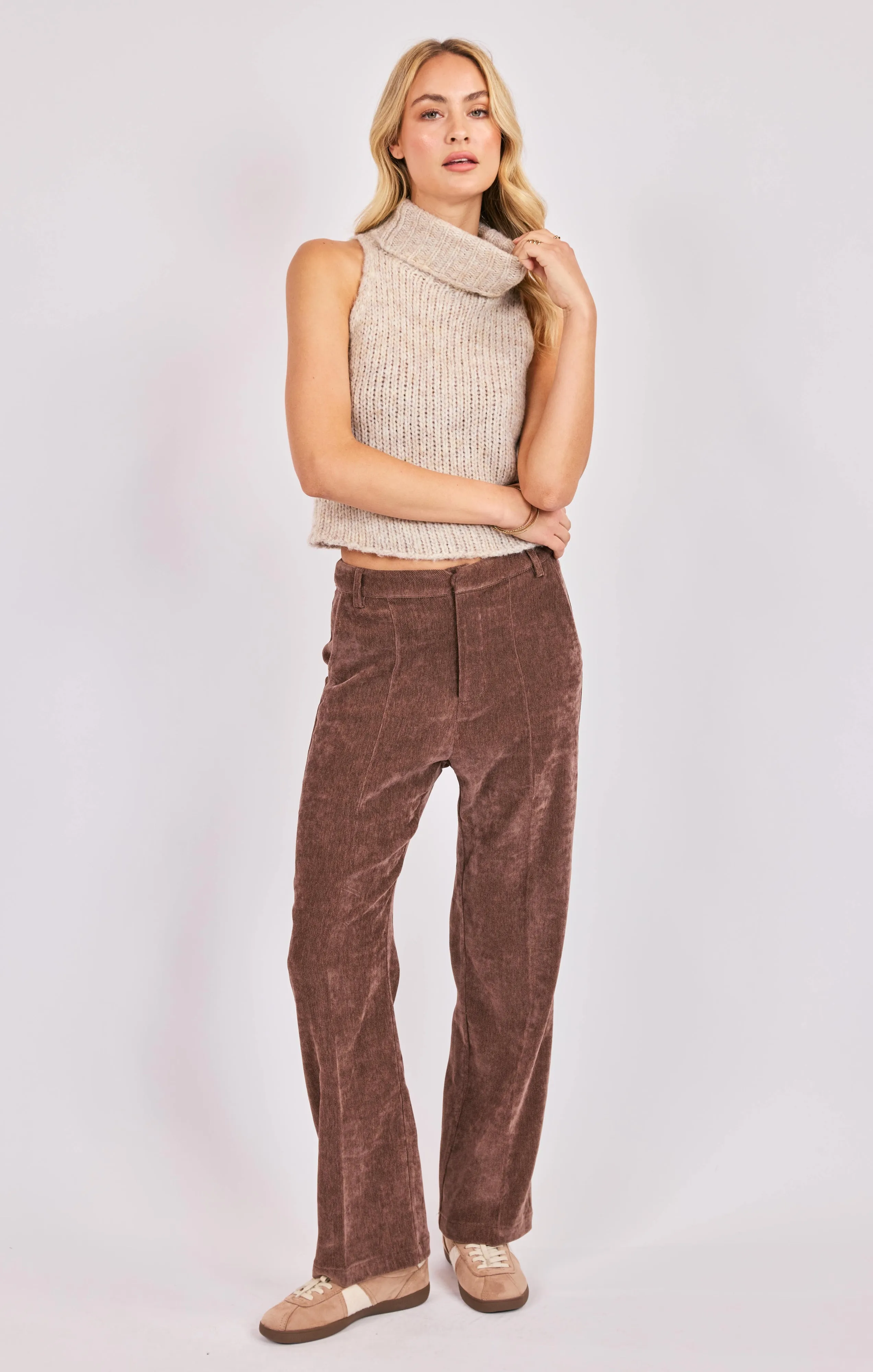 Saylor Turtleneck Sleeveless Sweater, Oatmeal | Sadie & Sage sold by North & Main Clothing Company product image thumbnail 4