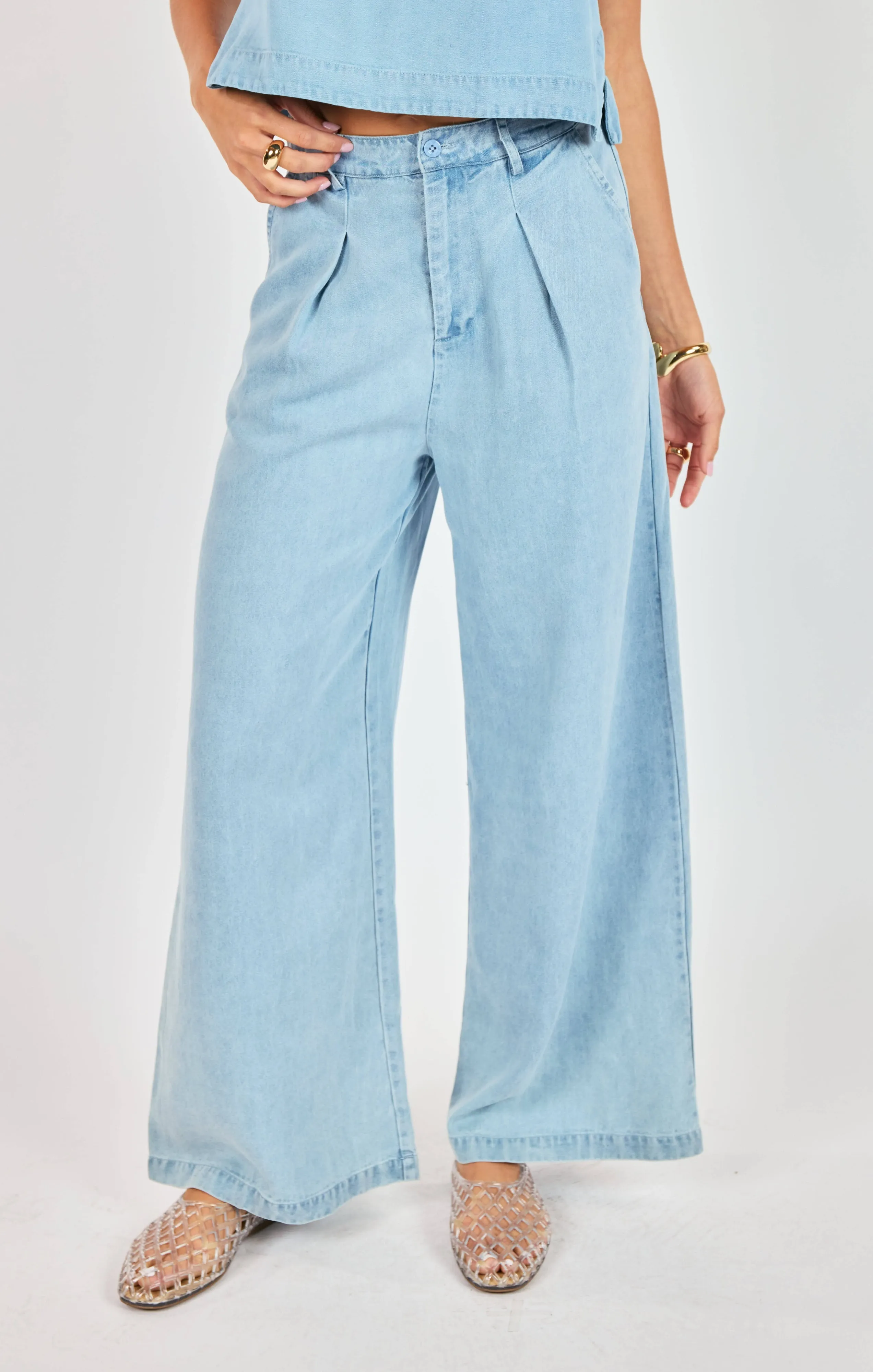 It's Pouring Pants, Light Chambray | Sadie & Sage sold by North & Main Clothing Company