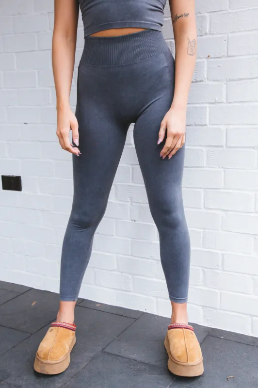 Wash Out 7/8 Leggings, Graphite | Zsupply sold by North & Main Clothing Company