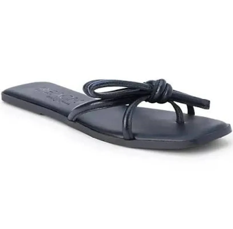 Ruthie Knot Detail Sandal, Black | Beach By Matisse made by Matisse