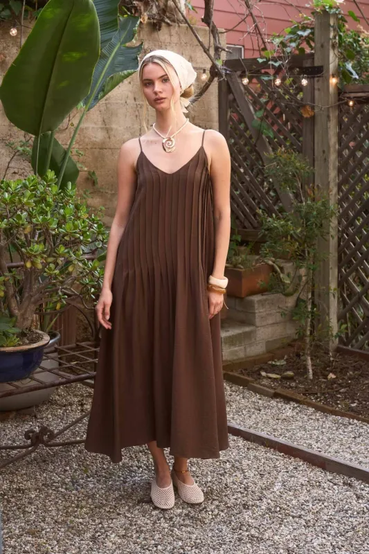 Mel Midi Dress, Brown made by Blu Pepper