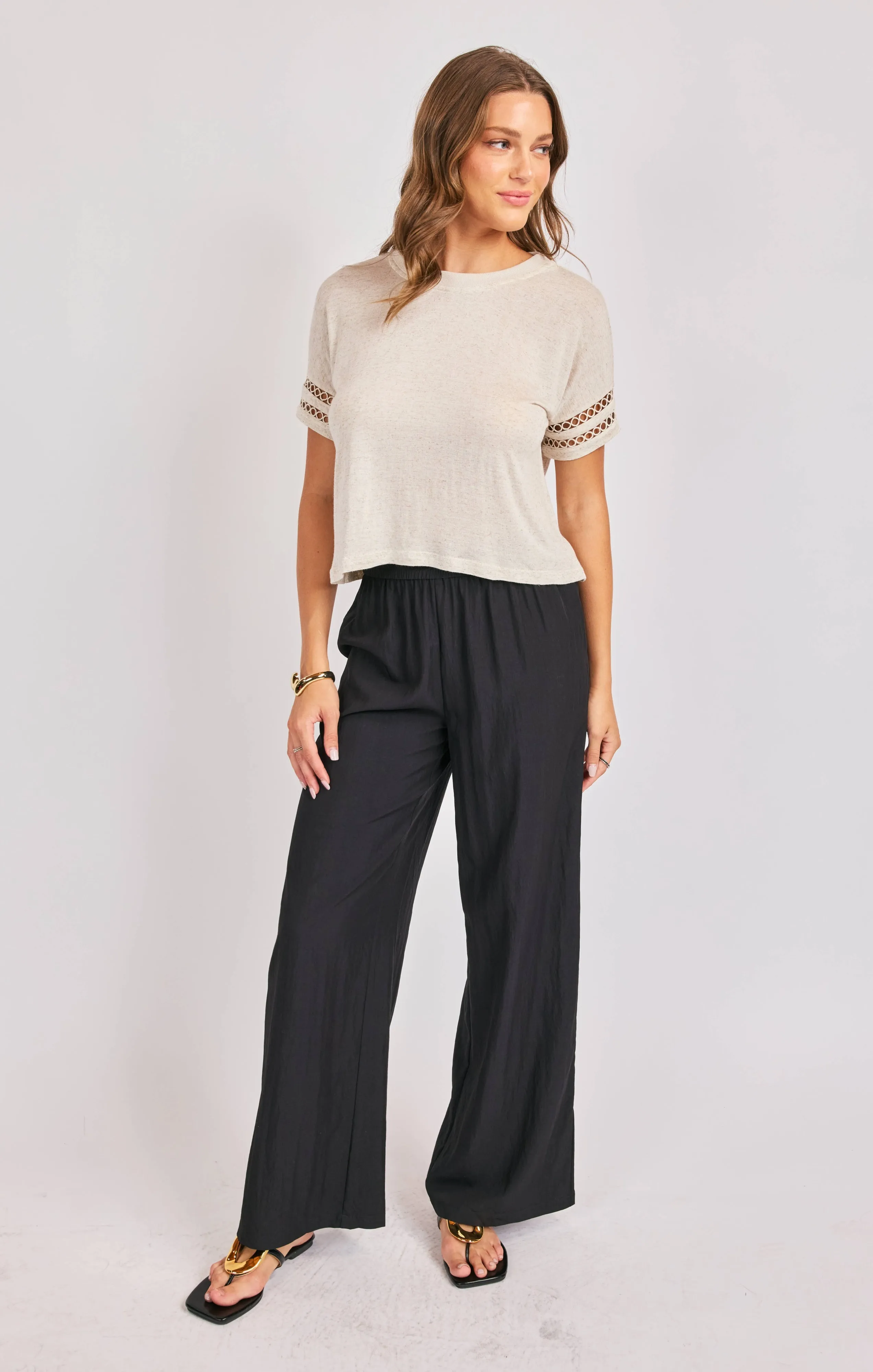 Sonora Trim Tee, Oatmeal | Sadie & Sage sold by North & Main Clothing Company