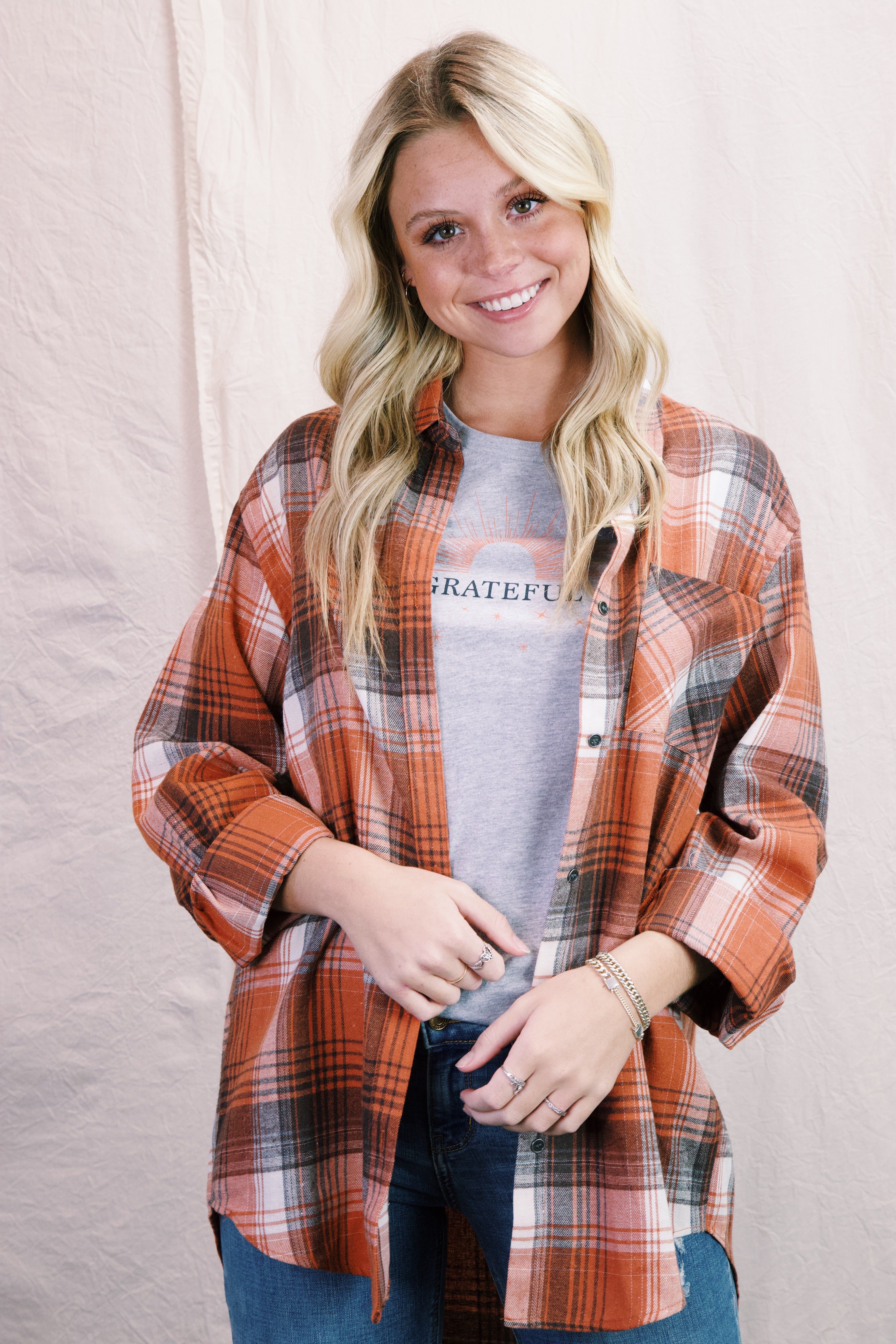 Grateful Sunburst Graphic Tee, Heather Grey sold by North & Main Clothing Company product image thumbnail 4