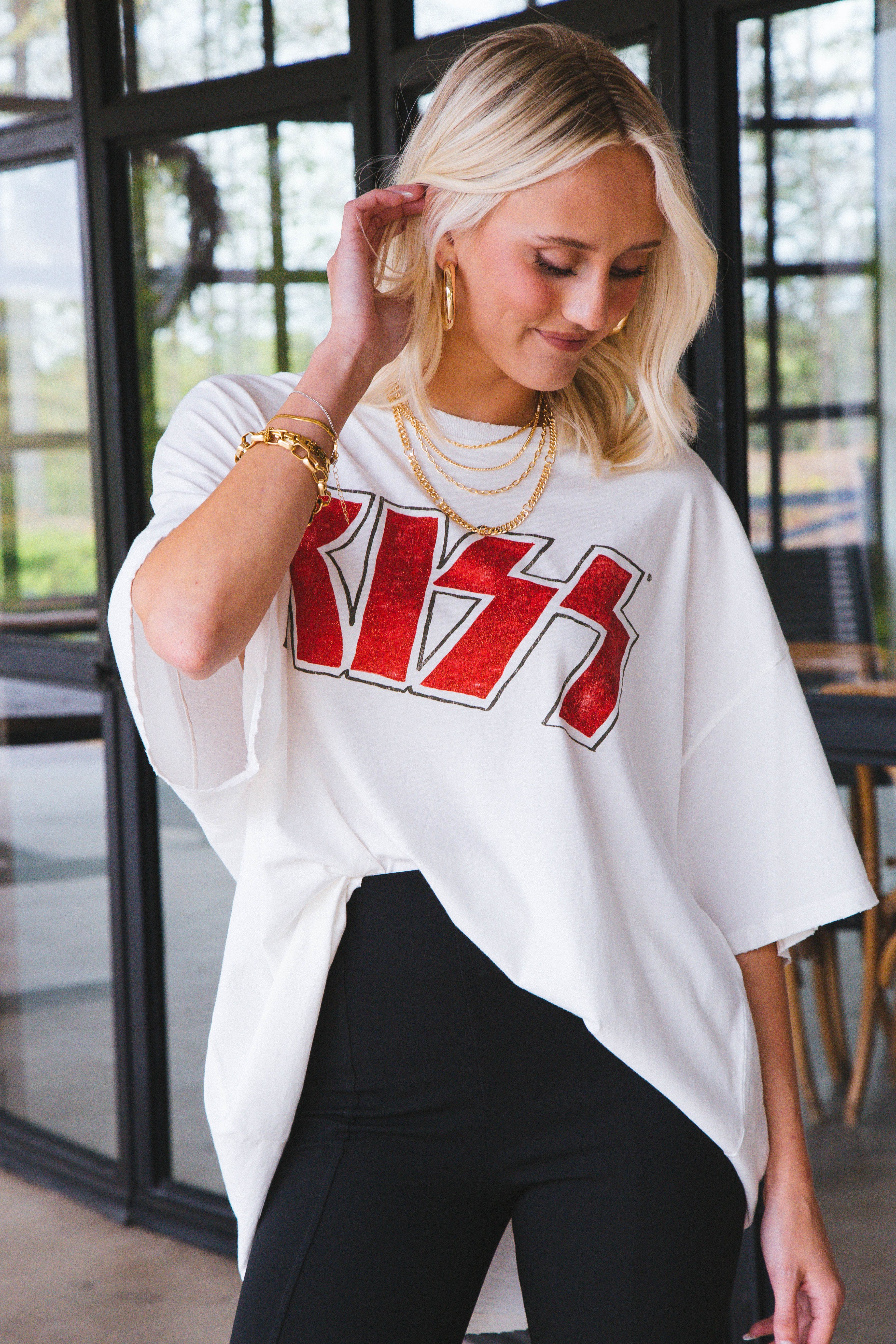 Glitter Kiss Tee, Vintage White | DayDreamer sold by North & Main Clothing Company