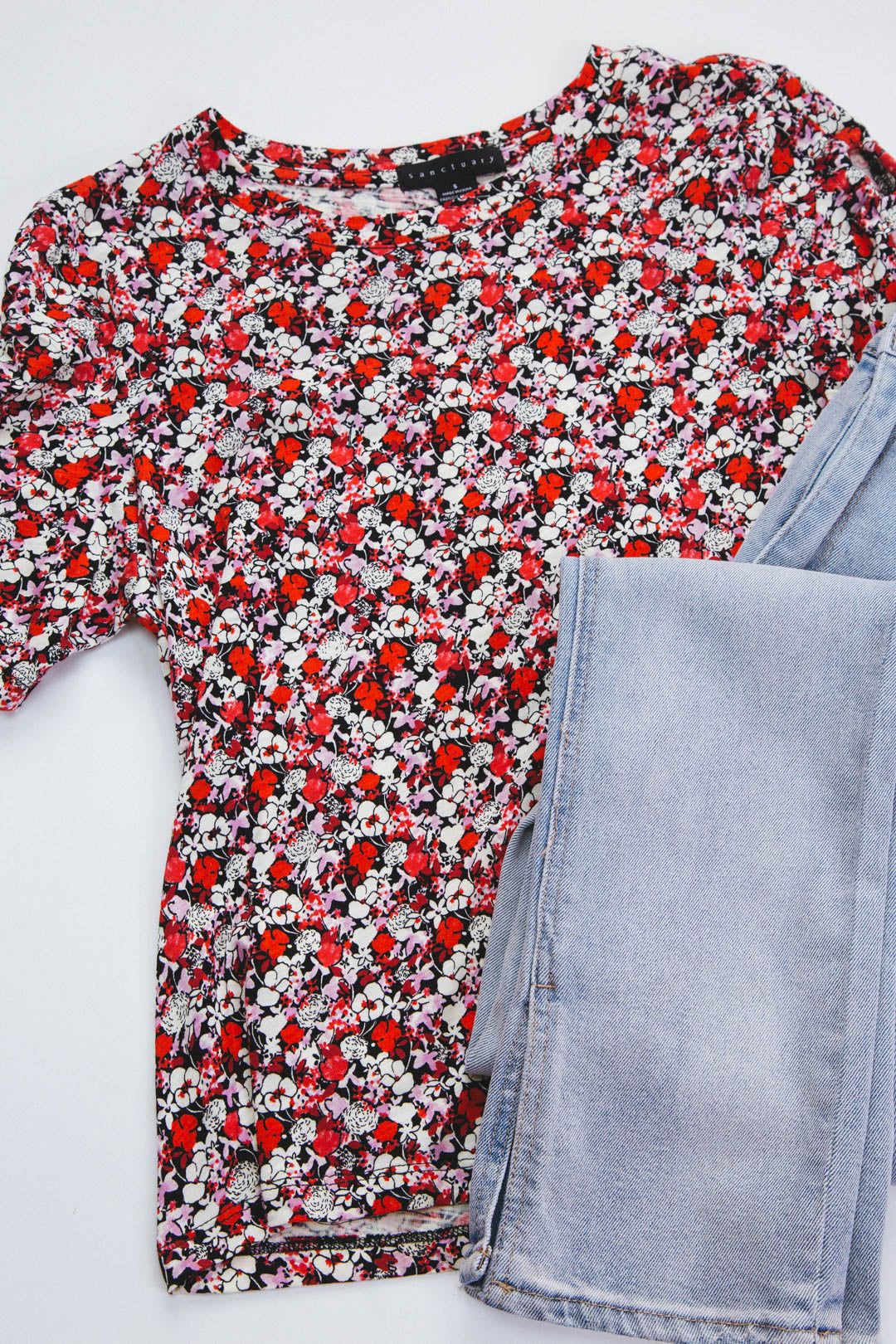 Peek A Boo Tee, Flower Bath | Sanctuary sold by North & Main Clothing Company