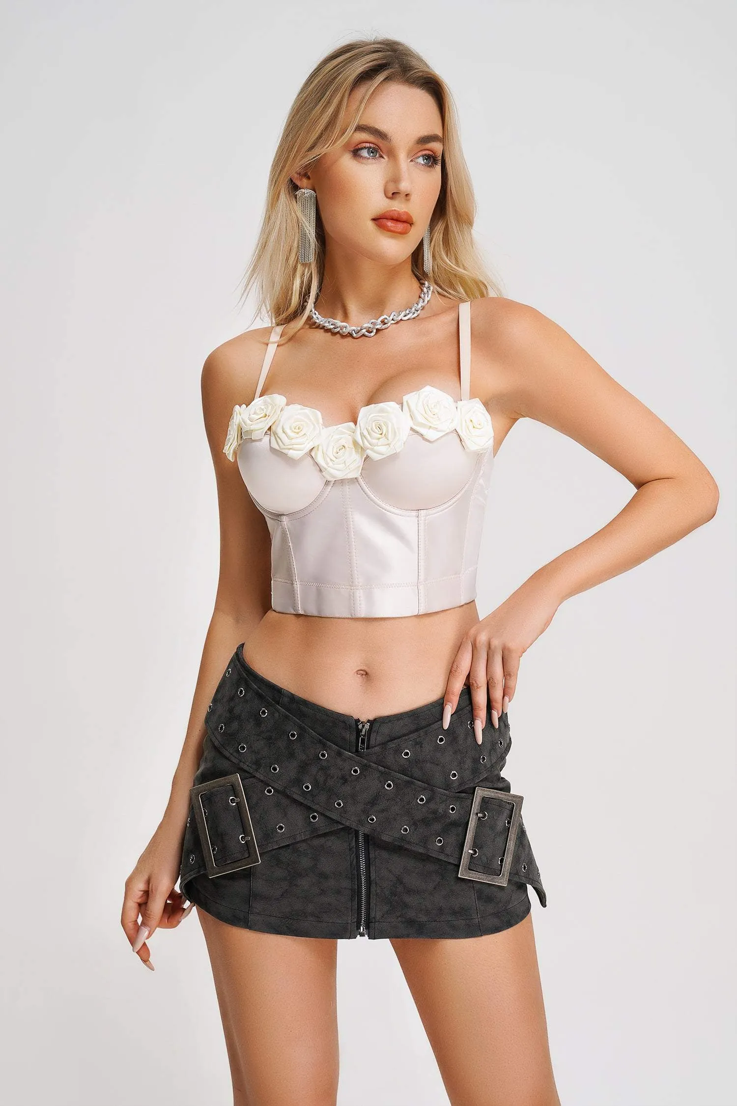Zyiana Roses Corset - White, L sold by Bella Barnett