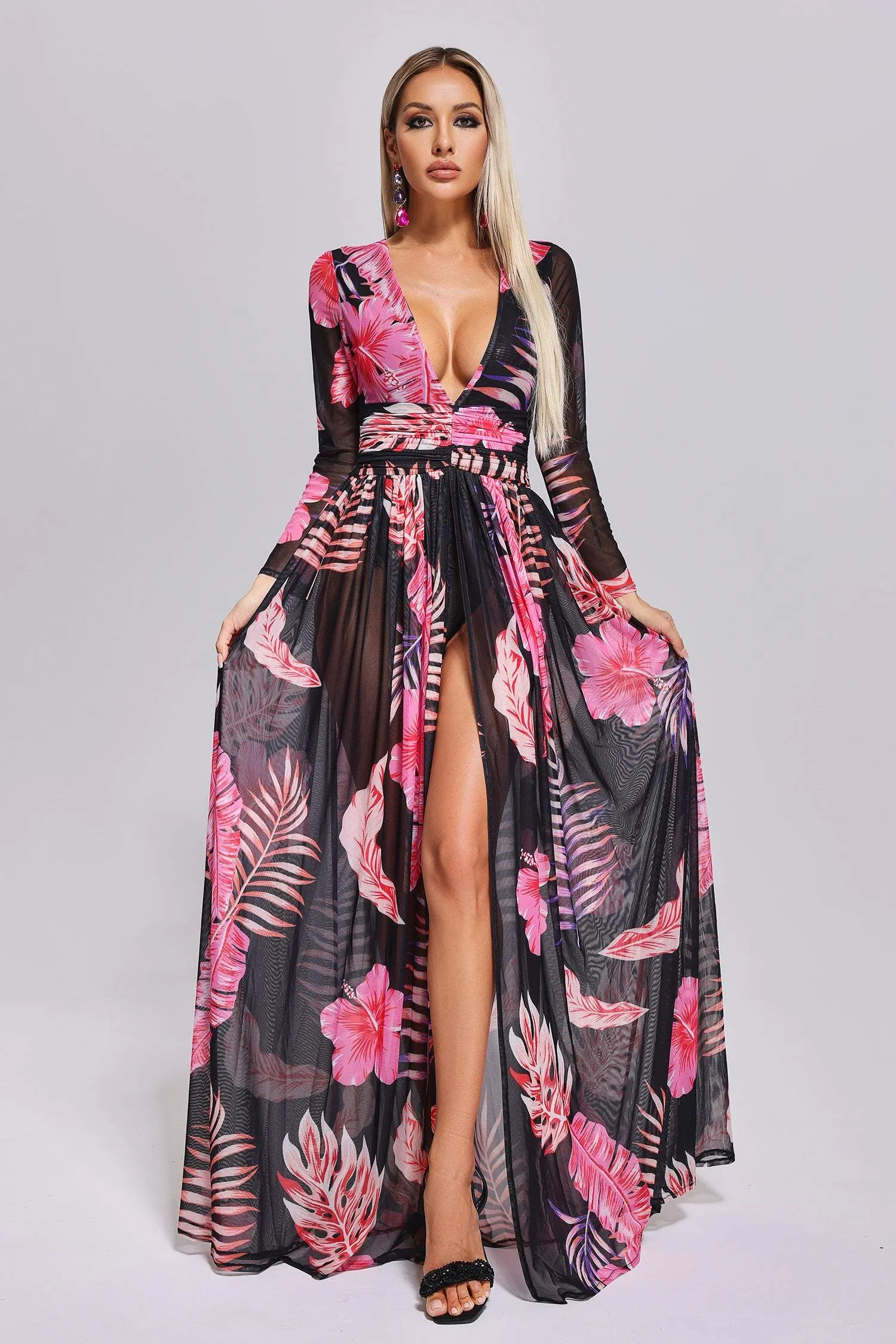 Samai Deep V-neck Printed Maxi Dress, M sold by Bella Barnett