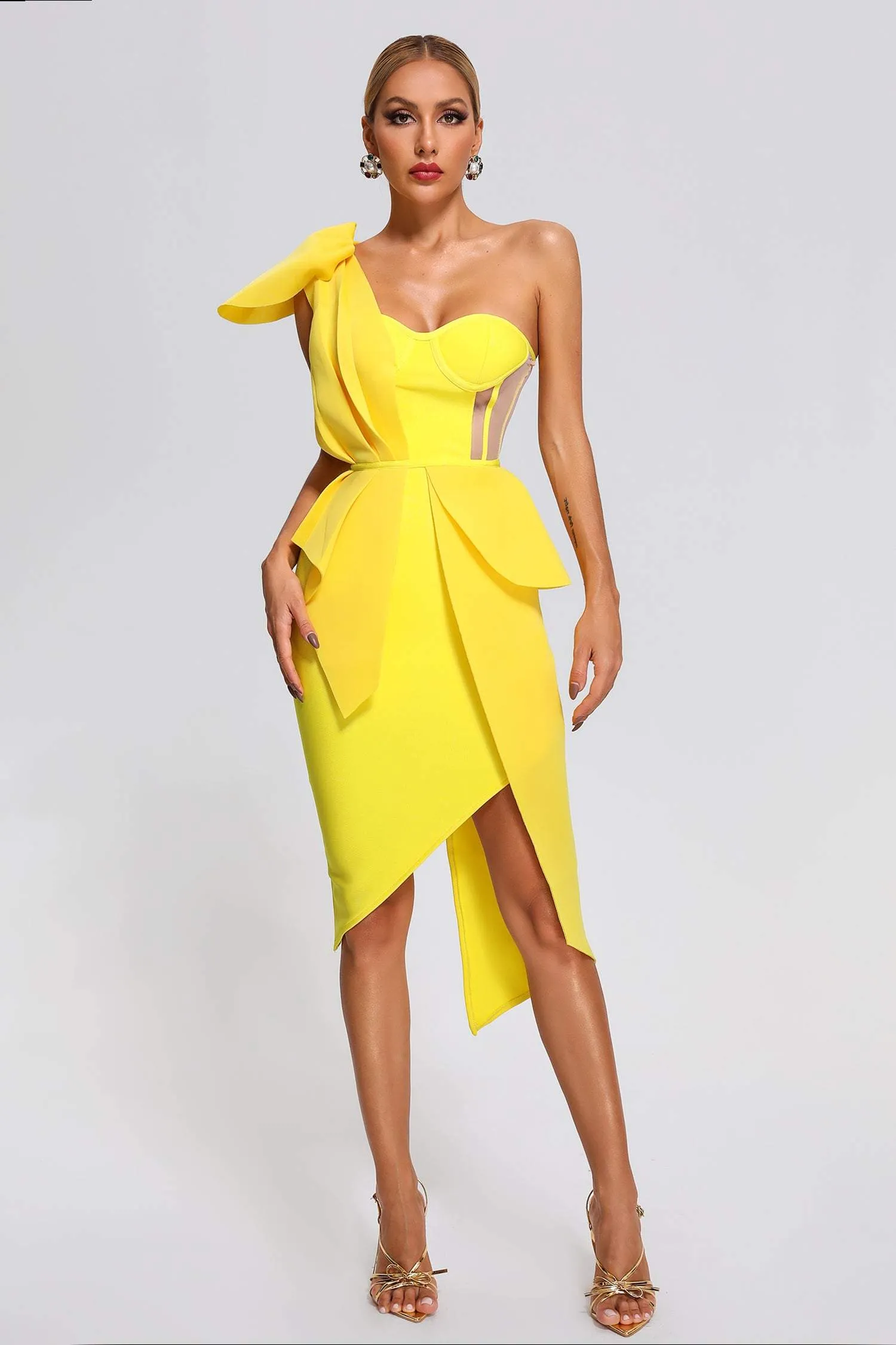Spak One Shoulder Midi Dress, L sold by Bella Barnett