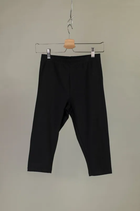 Acacia Capri Legging sold by grays toronto