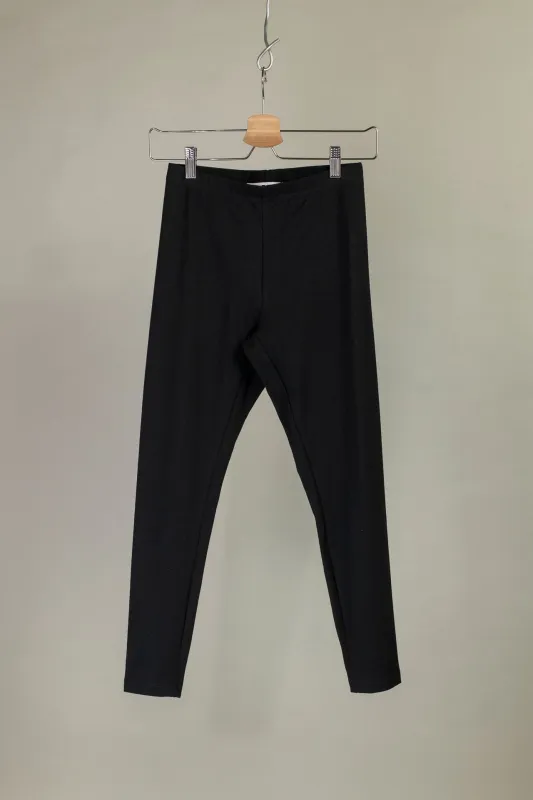 Acacia Legging sold by grays toronto