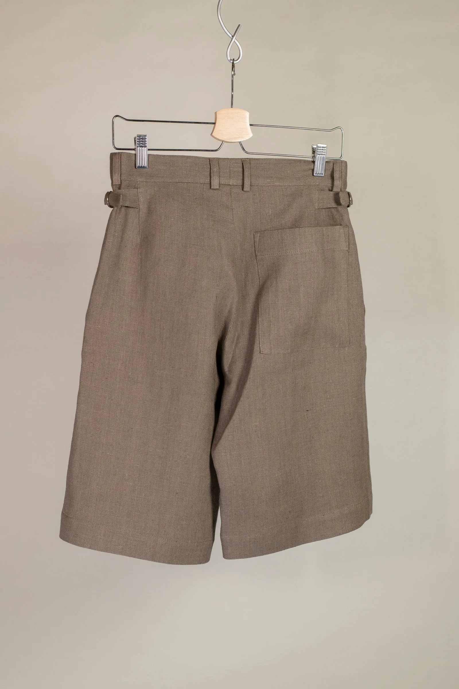 cinch short sold by grays toronto product image thumbnail 3