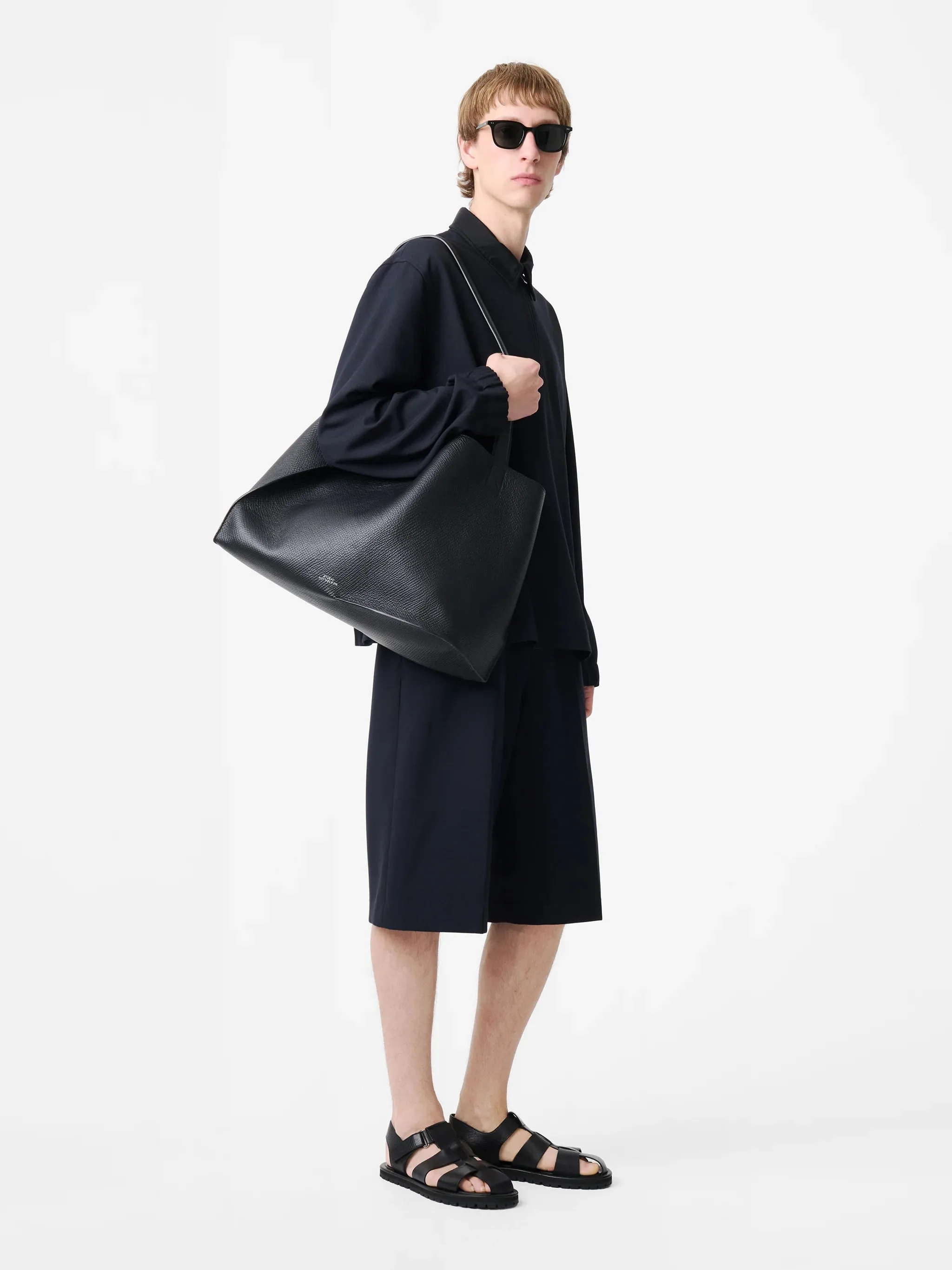 Doublet Tote sold by grays toronto product image thumbnail 3