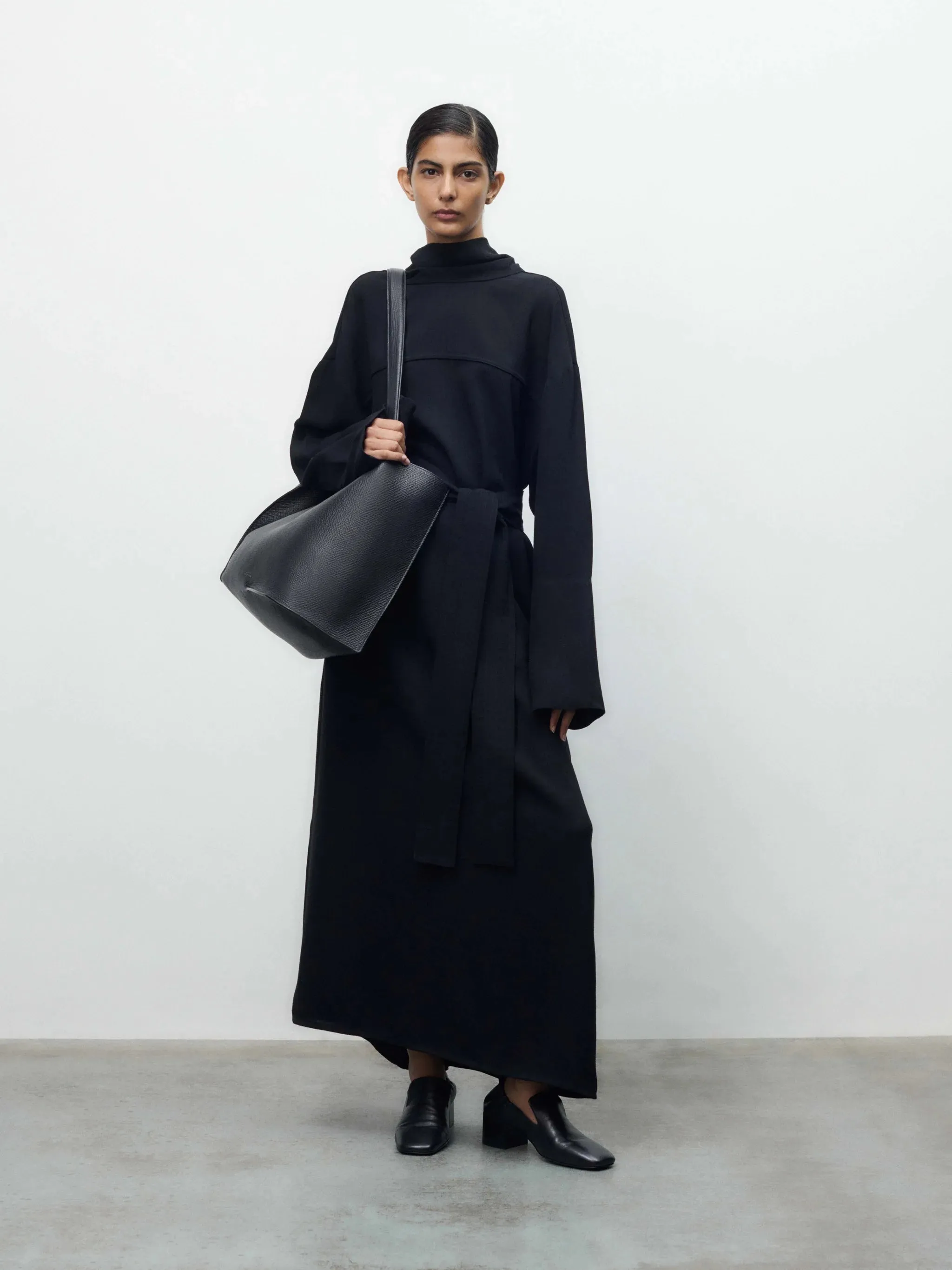 Doublet Tote sold by grays toronto product image thumbnail 2