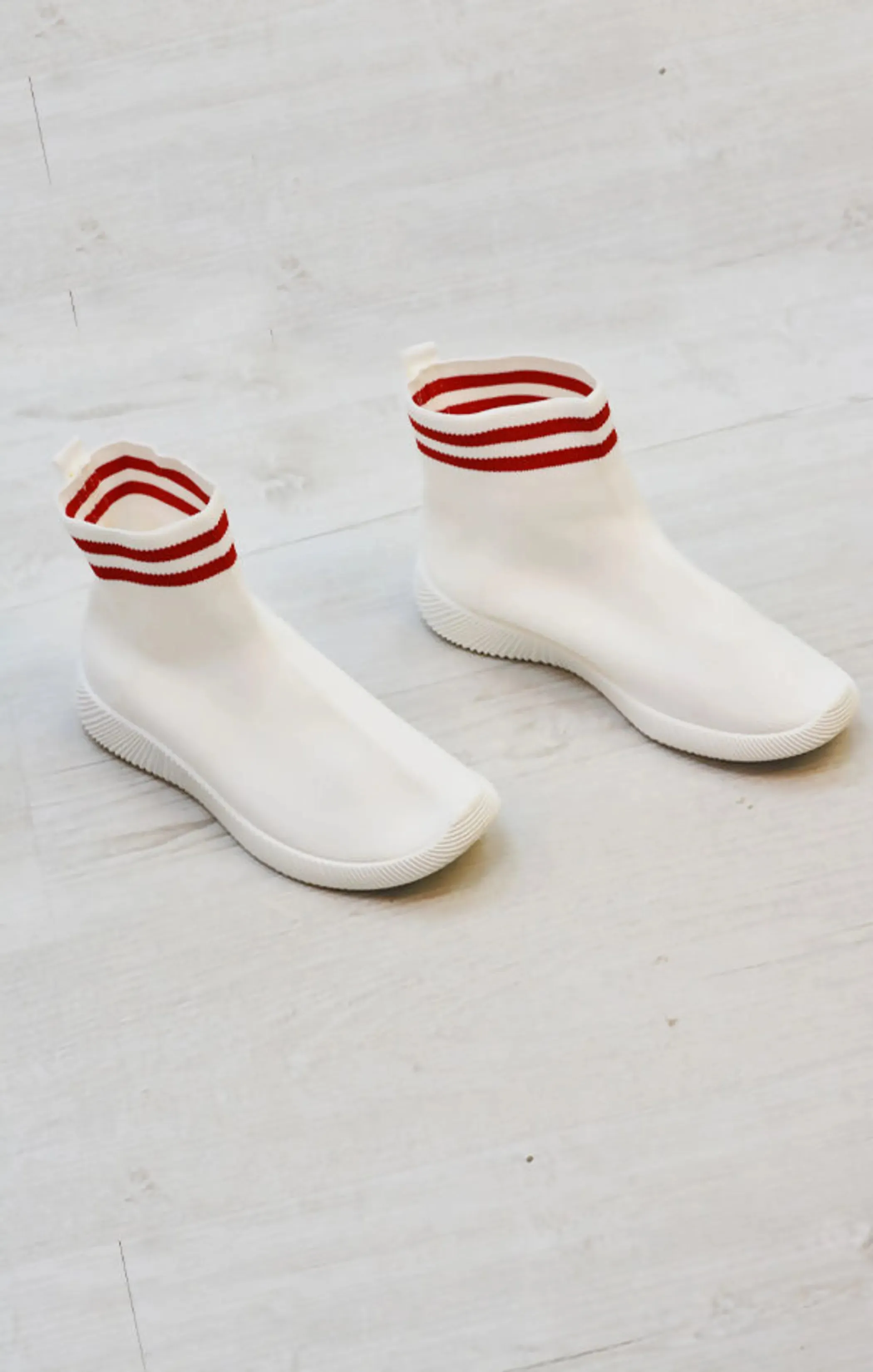 White Chunky Sole High Runner Sock Trainers - Vera sold by Femme Luxe product image thumbnail 4
