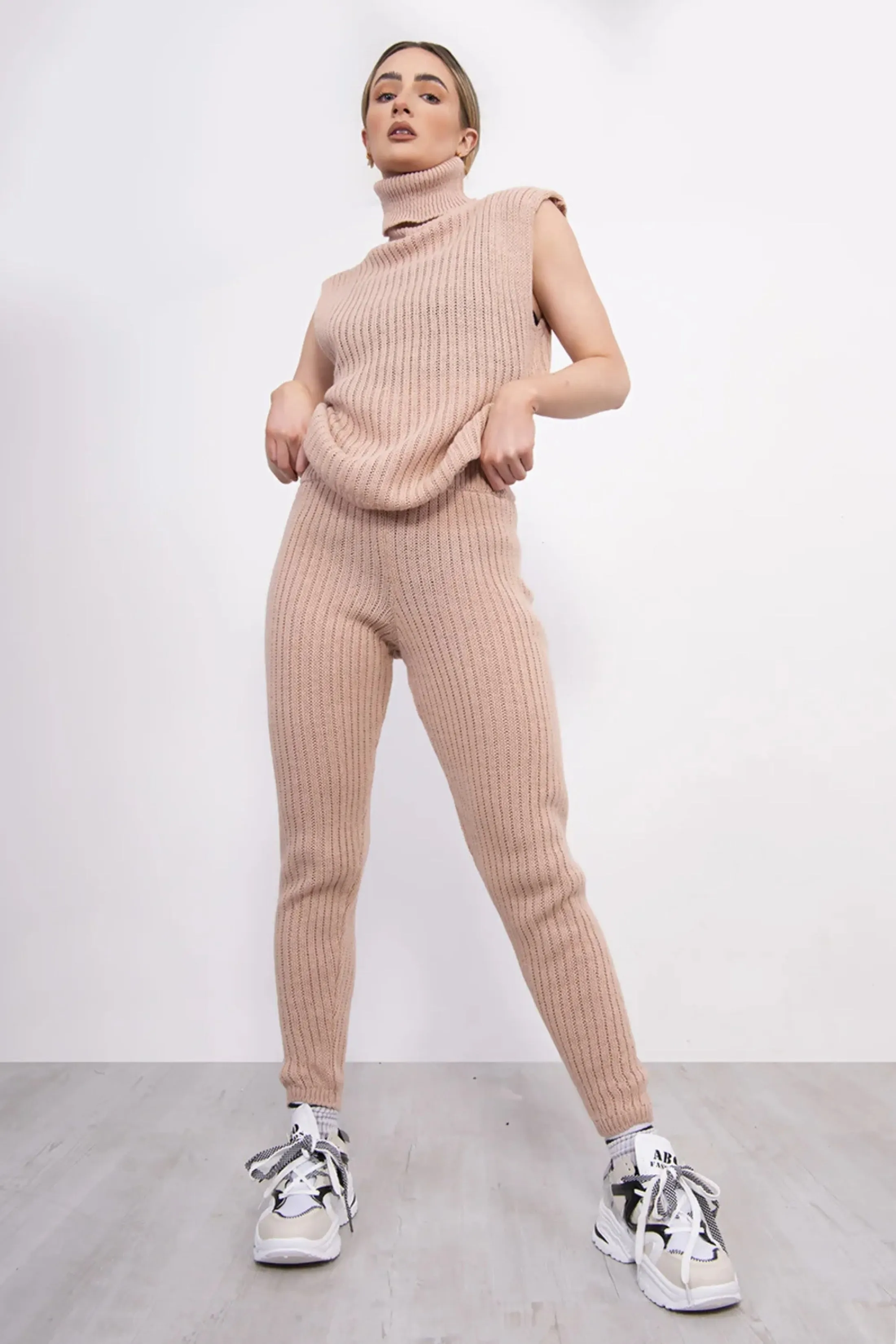 Dusty Pink Ribbed Knitted 3 Piece Loungewear Set-Jinet sold by Femme Luxe product image thumbnail 2