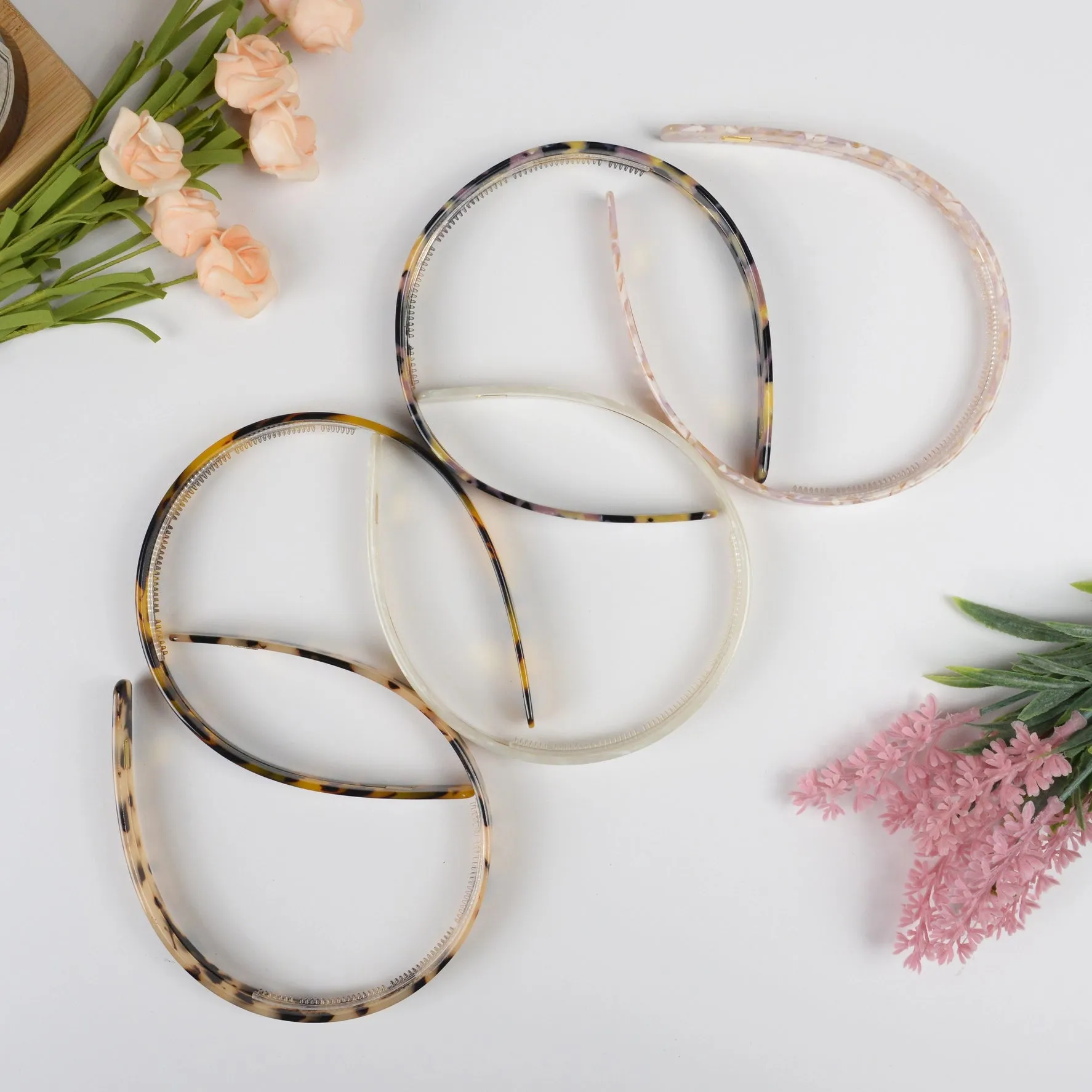 Minimalist Tortoise Headband sold by Madison Boutique product image thumbnail 4