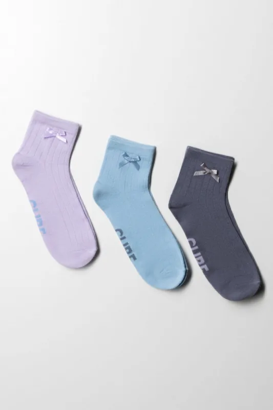 3 Pack socks mid calf assorted sold by Ackermas
