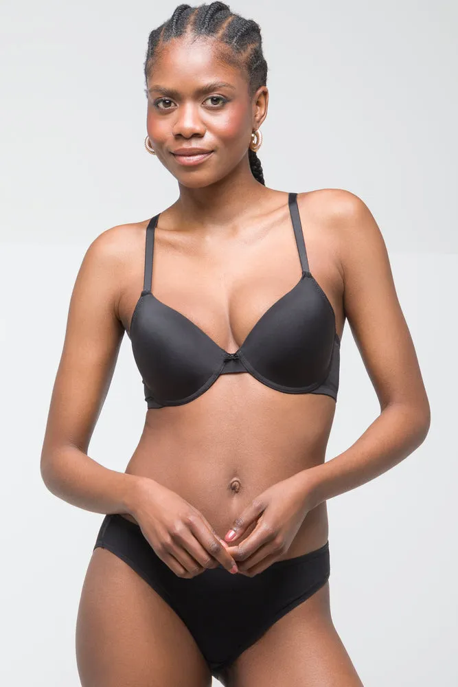 T-Shirt Bra Black sold by Ackermas