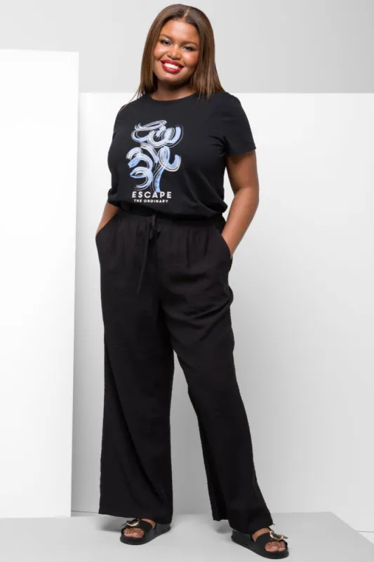 Crew Neck Short Sleeve T-Shirt Black sold by Ackermas