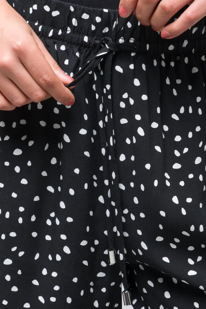 Relaxed Pull On Shorts Black sold by Ackermas product image thumbnail 5