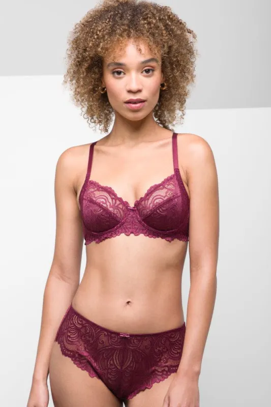 3 Pack Lace Boylegs Burgundy, Natural & White sold by Ackermas