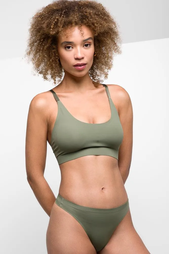 2 Pack Bonded Thongs Green & Black sold by Ackermas