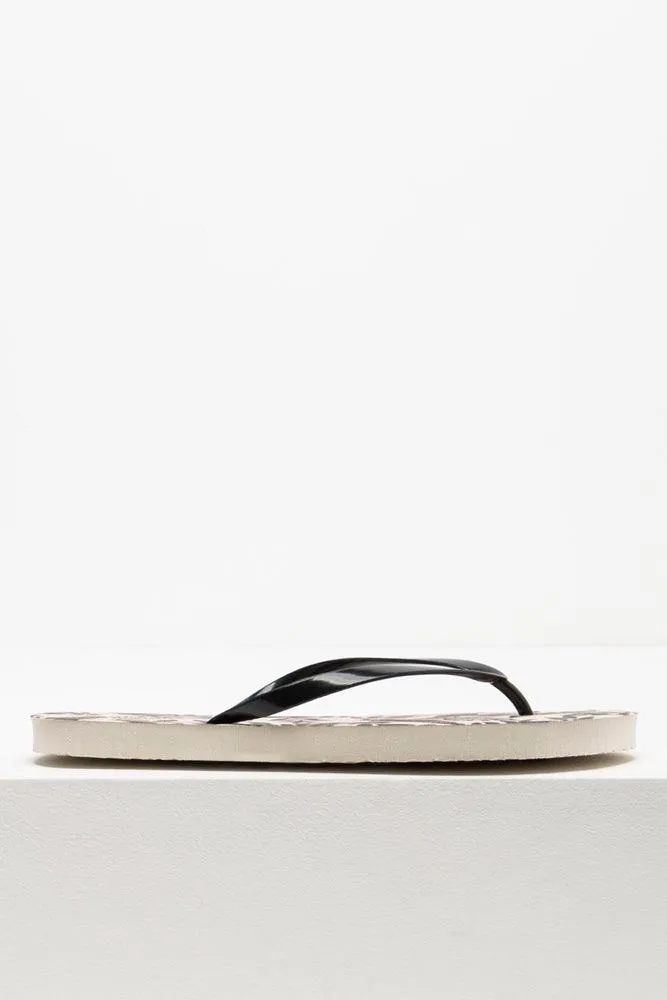 Leaf Flip Flop Black sold by Ackermas product image thumbnail 2