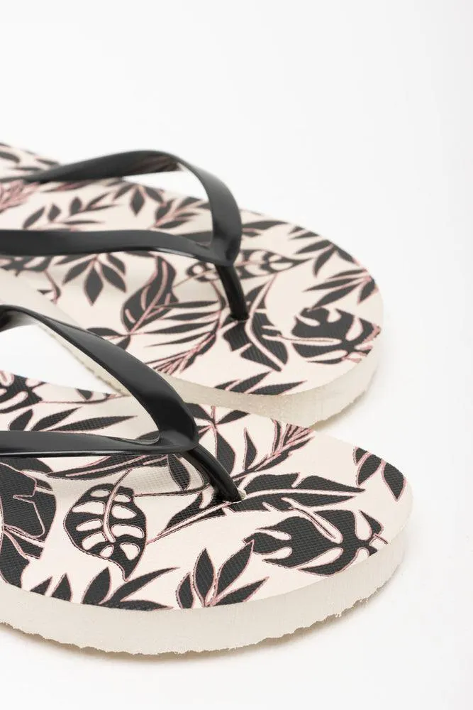 Leaf Flip Flop Black sold by Ackermas product image thumbnail 3