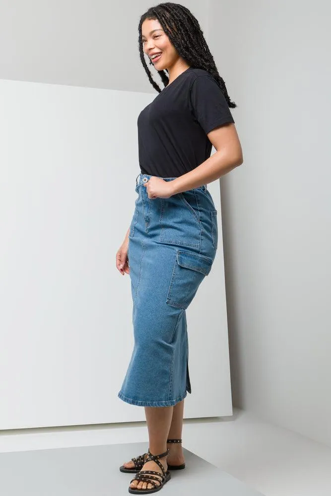 V-Neck Short Sleeve T-Shirt Black sold by Ackermas product image thumbnail 2