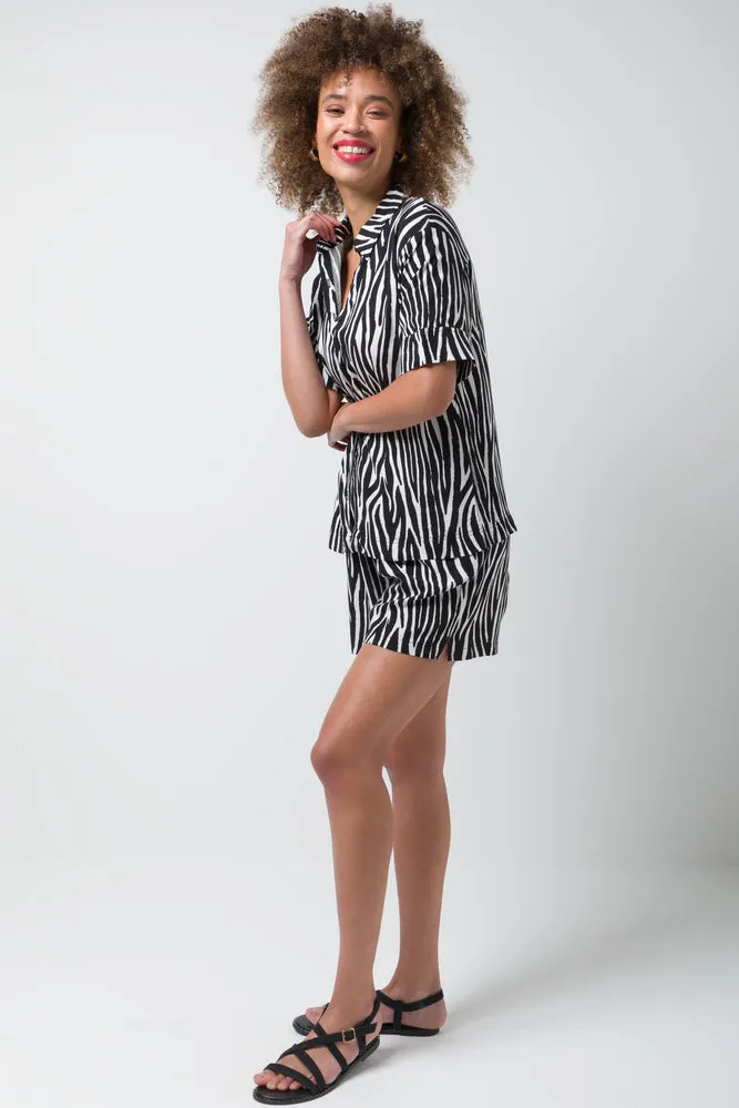 Viscose Resort Shirt Black Print sold by Ackermas product image thumbnail 2