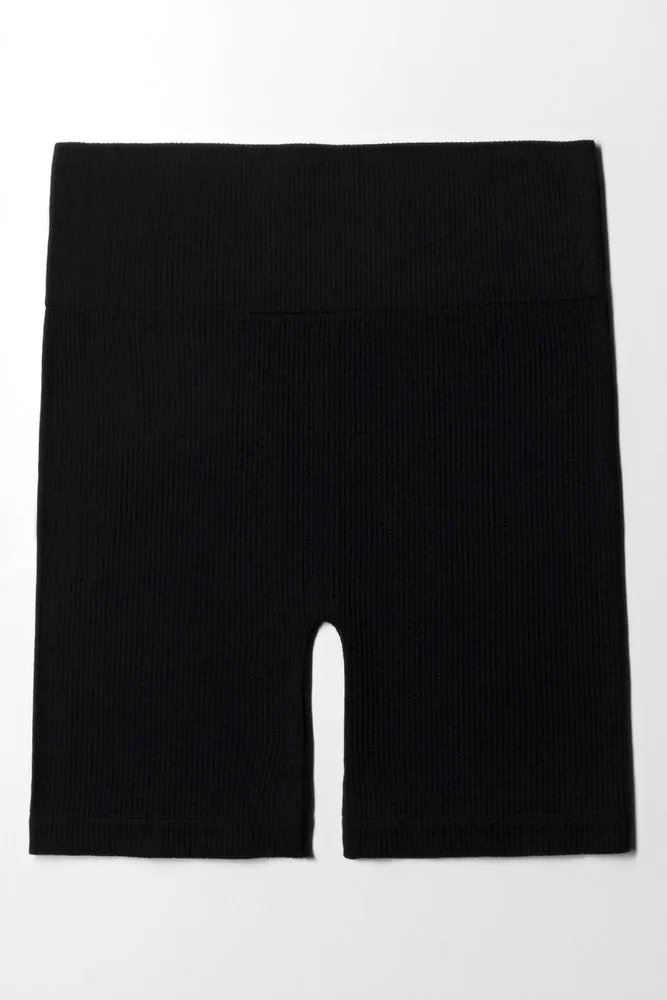 Seam-free Cycle Shorts Black sold by Ackermas