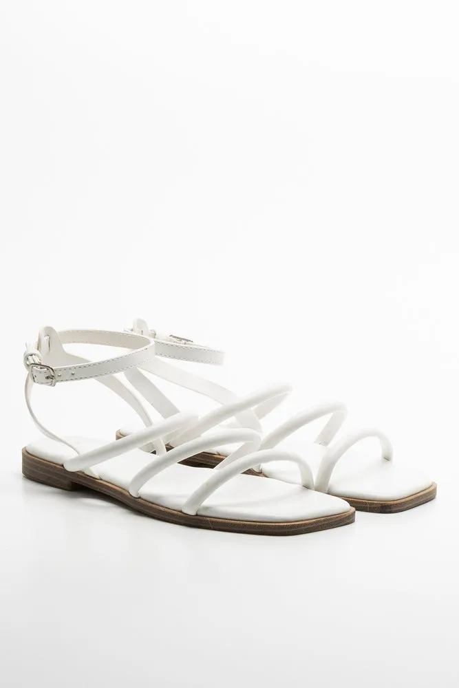 Sandal White sold by Ackermas