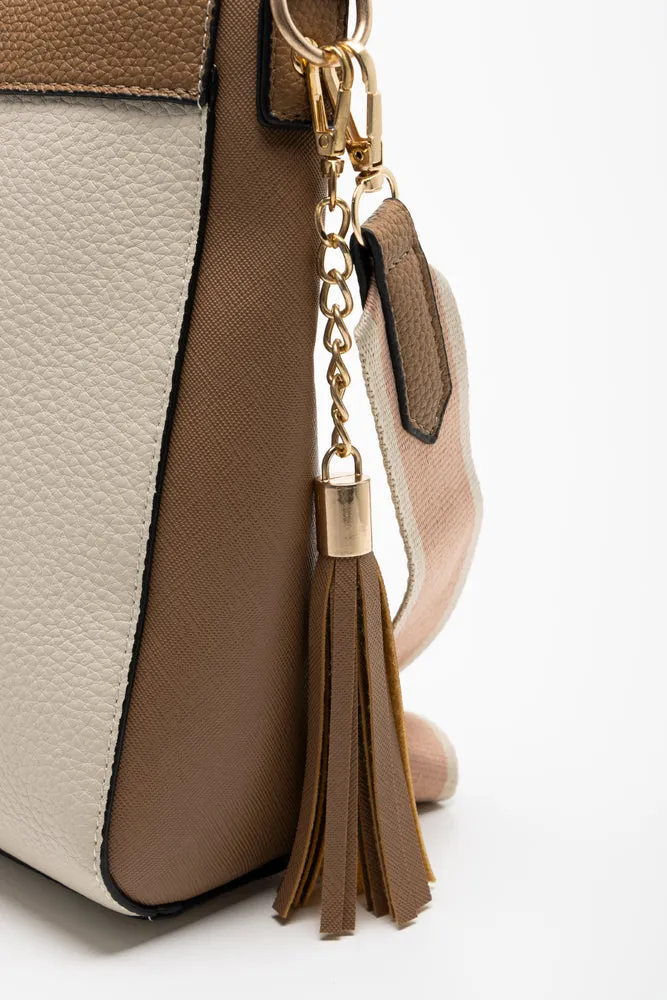 Contrast Messenger Bag Natural sold by Ackermas product image thumbnail 4