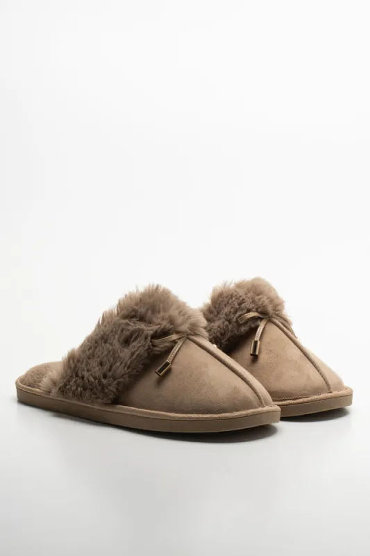 Slipper Natural sold by Ackermas