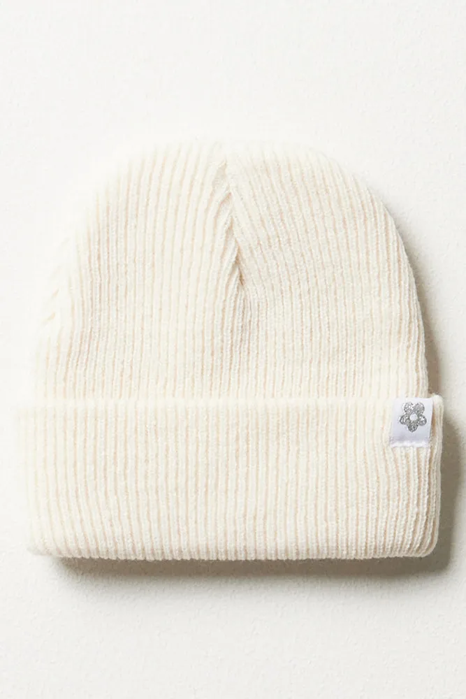 Beanie White sold by Ackermas