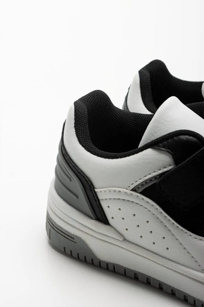 Sneaker White sold by Ackermas product image thumbnail 4