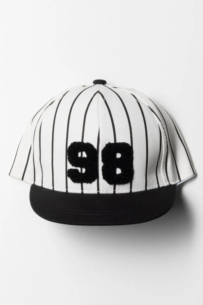 Peak Cap sold by Ackermas