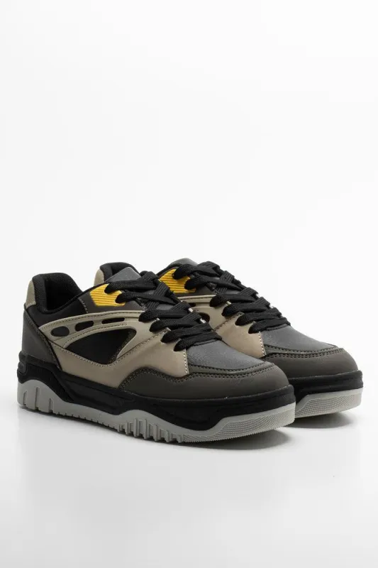 Skate Sneaker Black sold by Ackermas